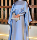 Abaya de luxe en satin avec perles