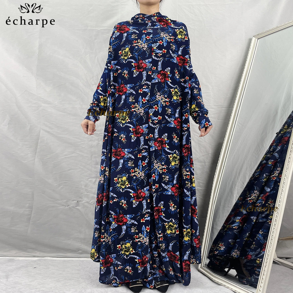 Abaya Longue Fleurie avec Hijab – Collection Élégance