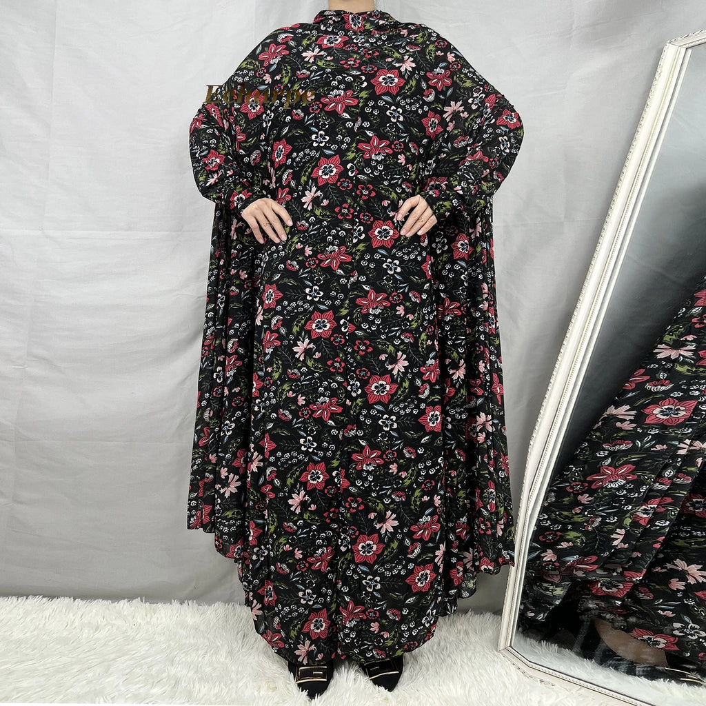 Abaya Longue Fleurie avec Hijab – Collection Élégance