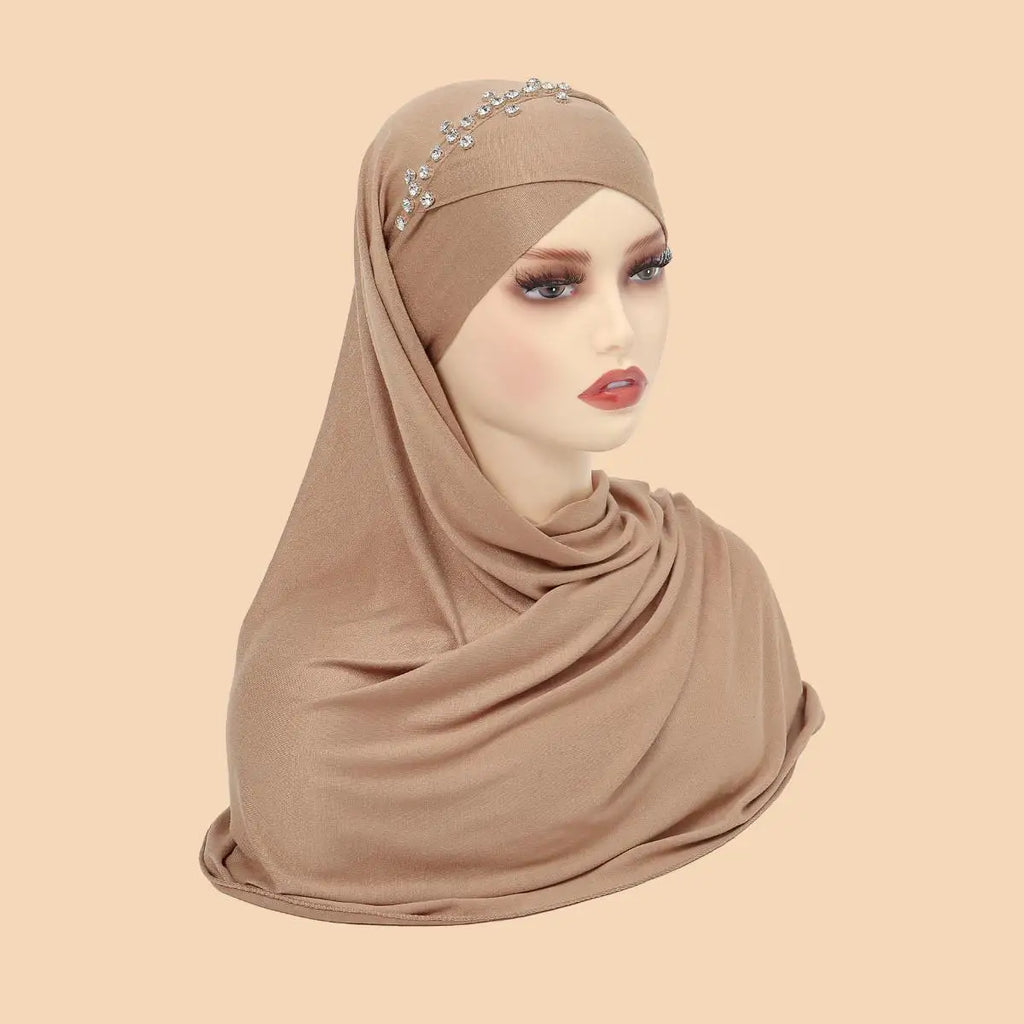 Hijab Instantané avec Bonnet Intégré et Strass – Prêt à Porter