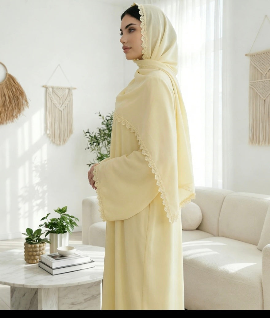 Ensemble Abaya 2 Pièces avec Finitions Dentelle Guipure