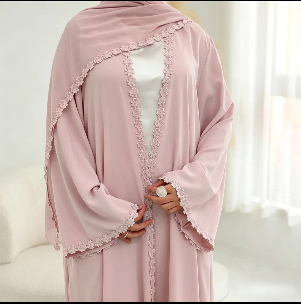Ensemble Abaya 2 Pièces avec Finitions Dentelle Guipure