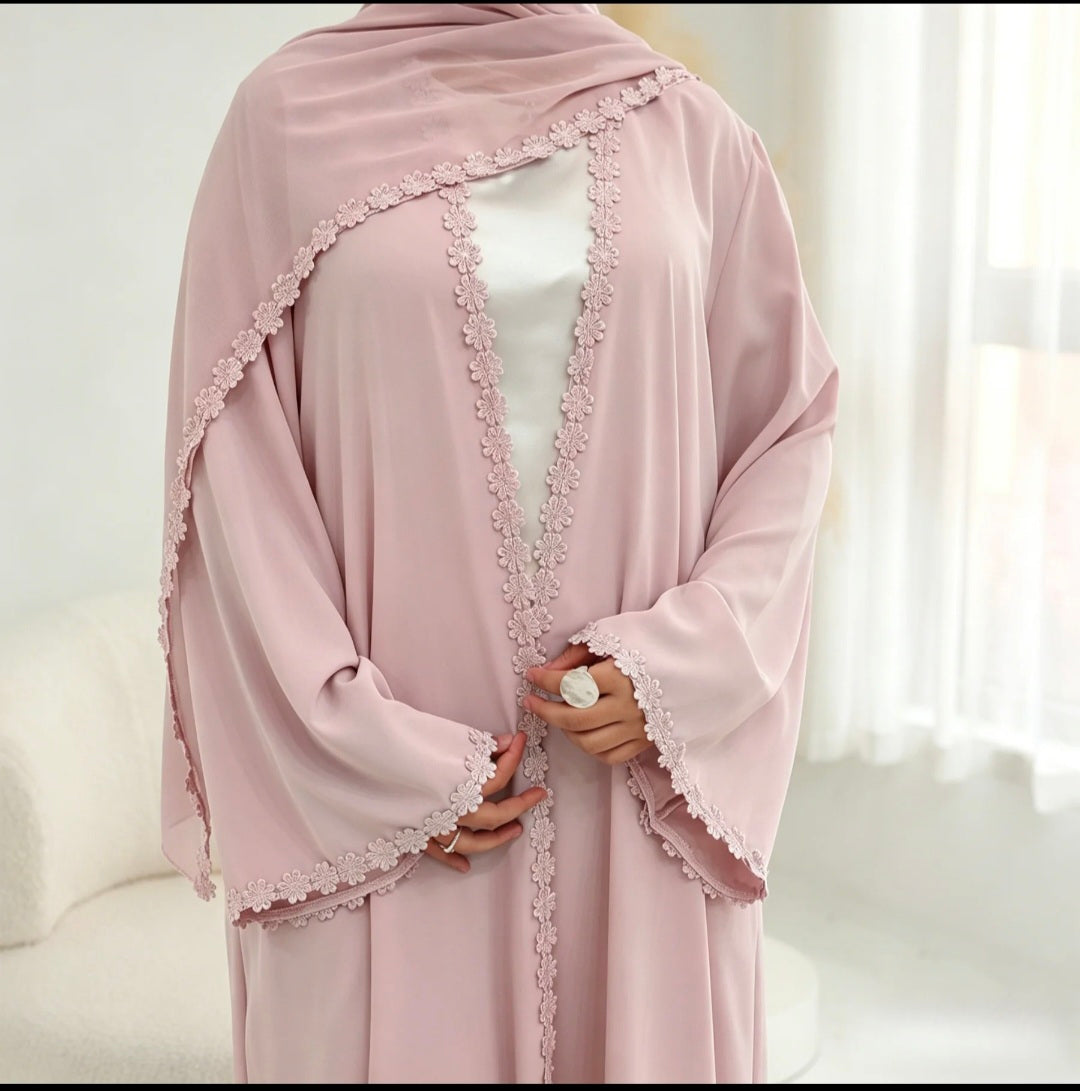 Ensemble Abaya 2 Pièces avec Finitions Dentelle Guipure